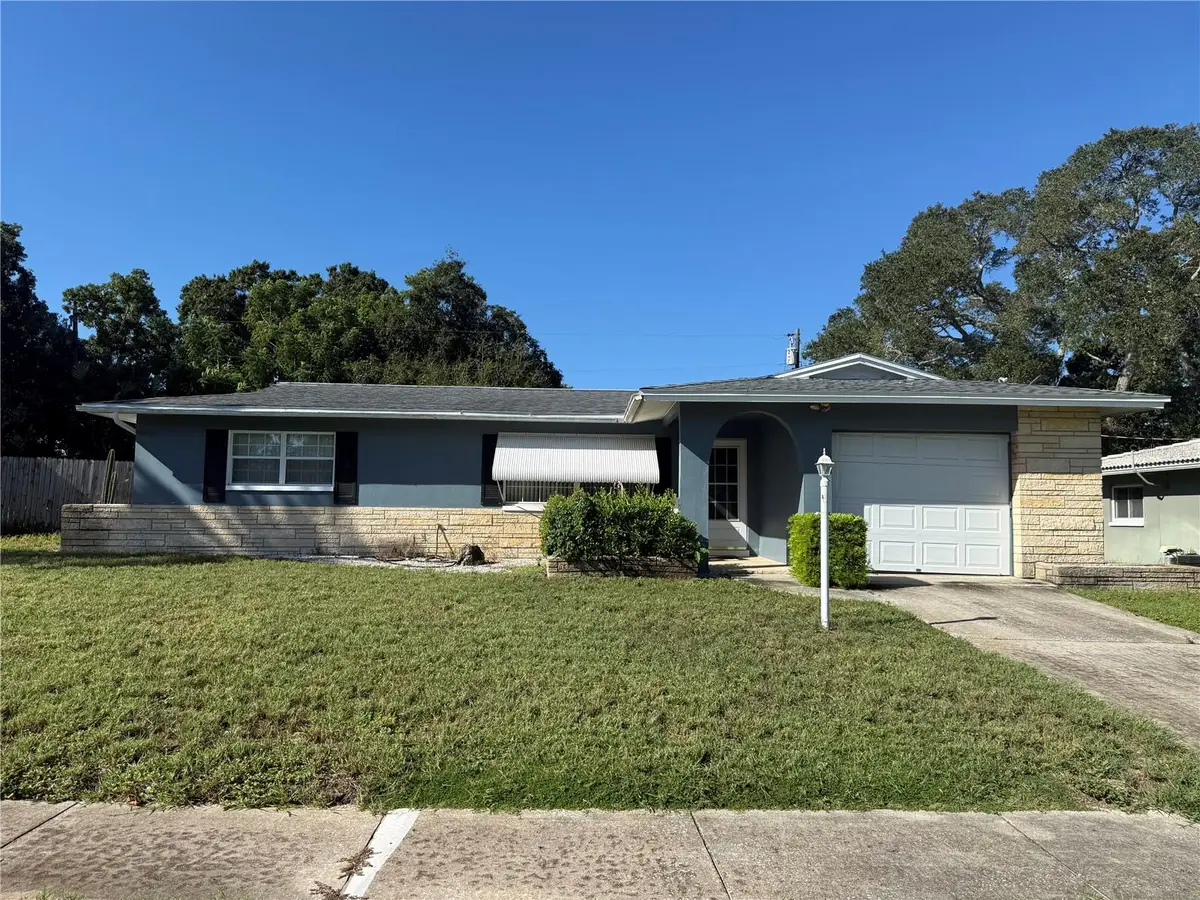 568 Hillcrest Drive, Largo, FL 33771 - #1