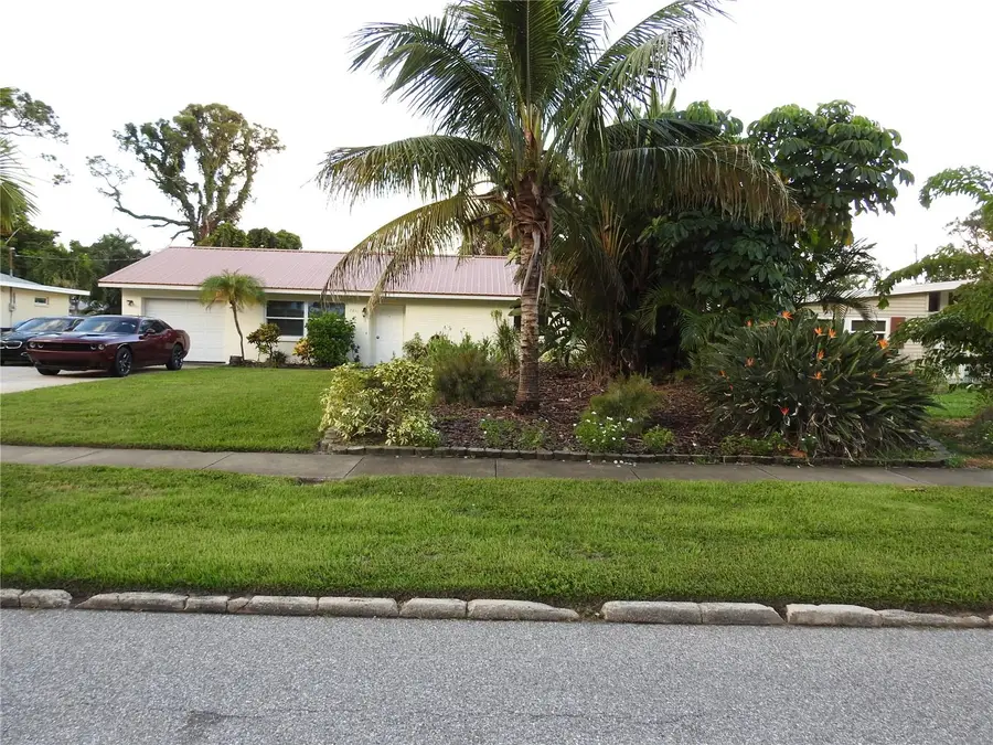 7611 Senrab Drive, Bradenton, FL 34209 - #2