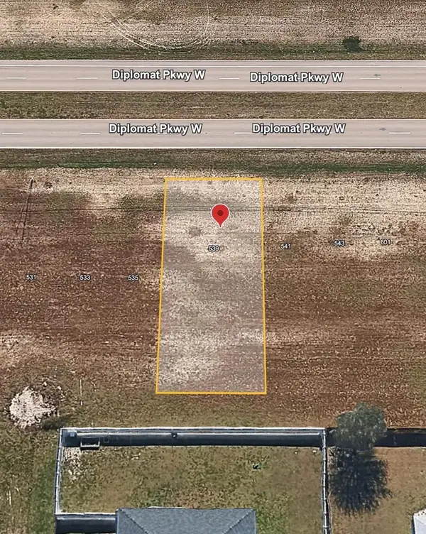 539 Diplomat Parkway W, CAPE CORAL, FL 33993