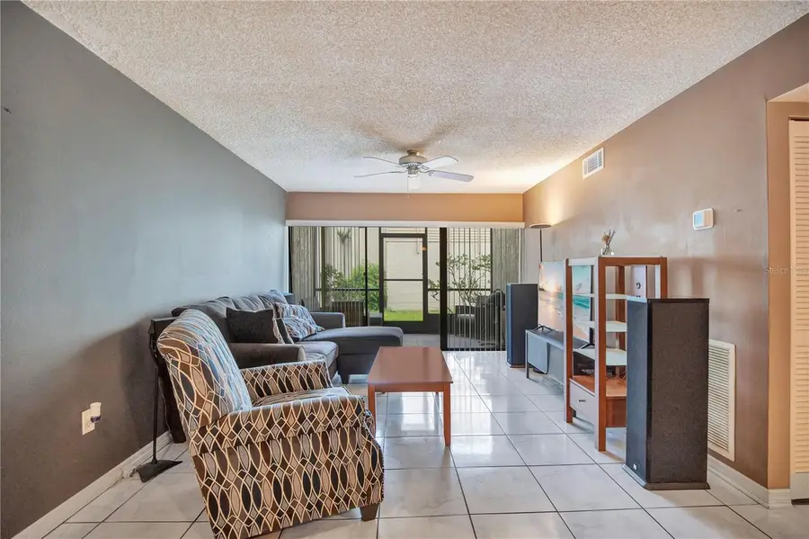 3278 S Semoran Boulevard #12, Orlando, FL 32822 - #2