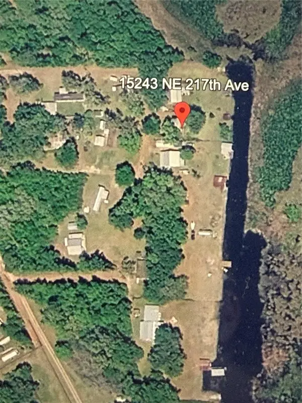 15243 NE 217th Avenue, FORT MC COY, FL 32134