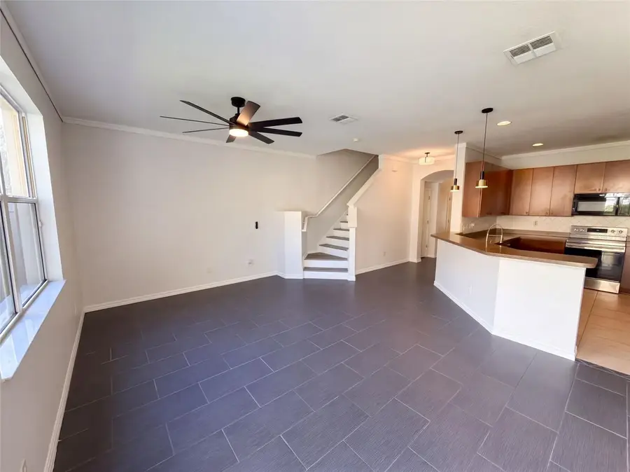 348 Golden Dewdrop Way, Oviedo, FL 32765 - #3