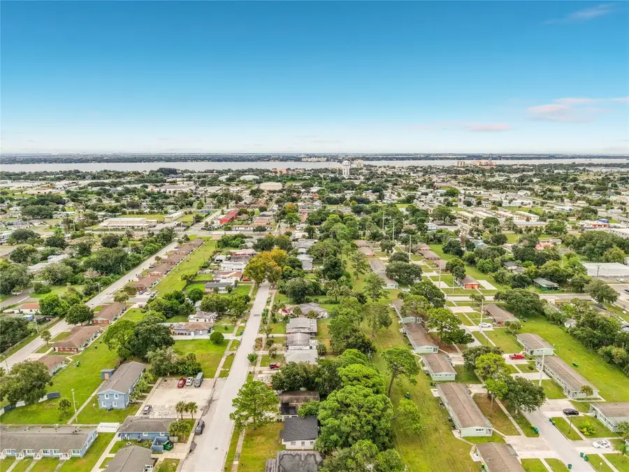 1127 Grove Avenue, Cocoa, FL 32922 - #3