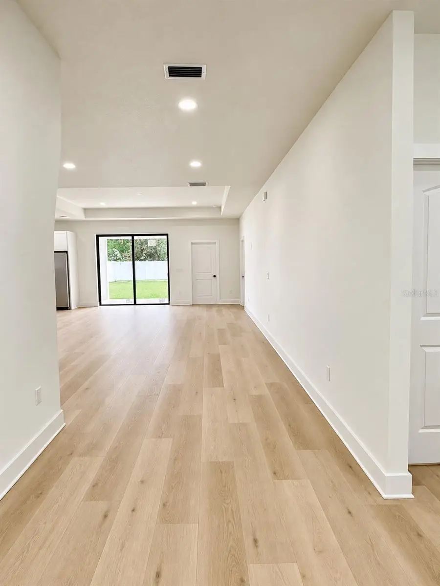 11703 Country Club Place, Tampa, FL 33612 - #2
