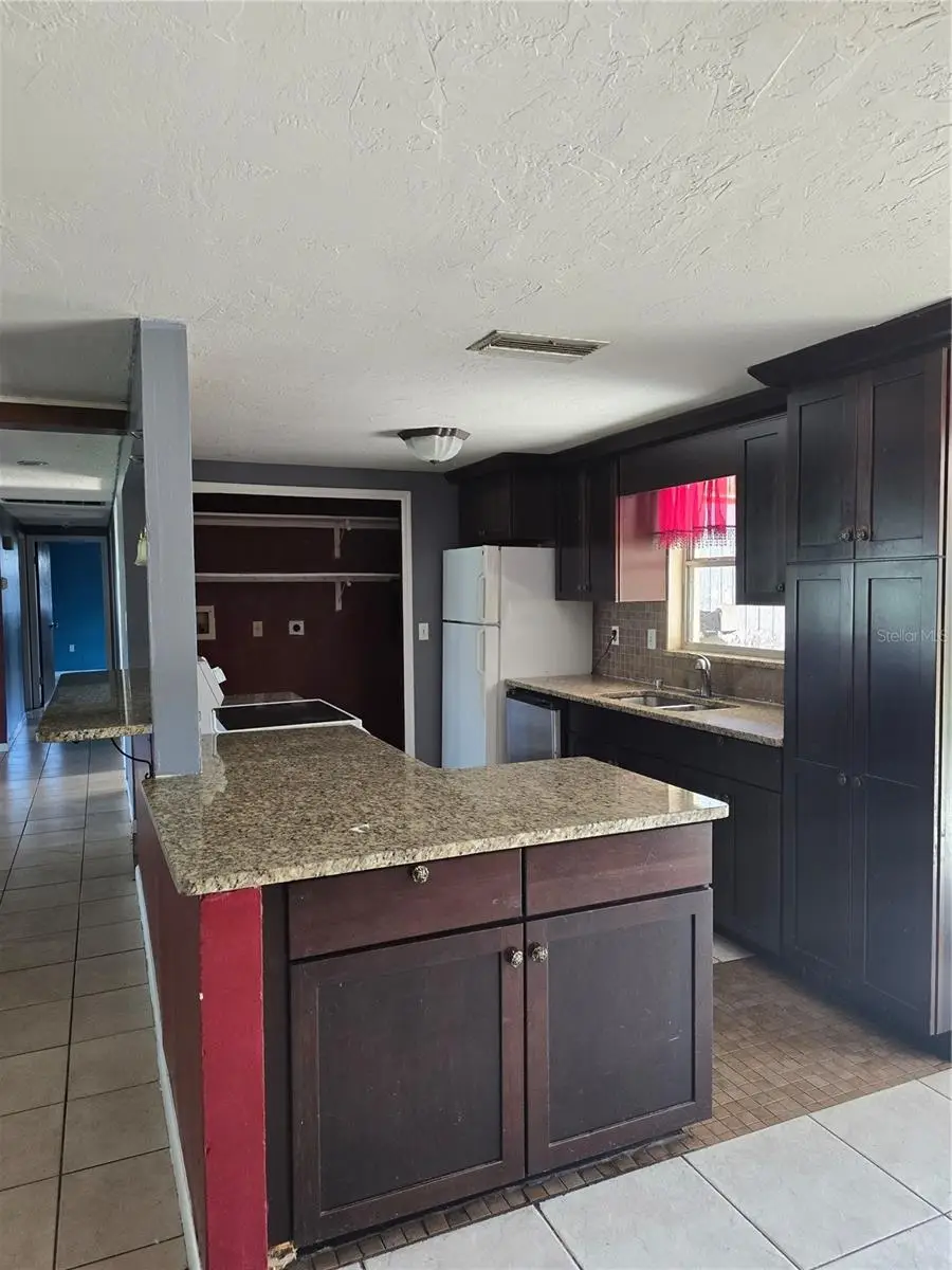 1512 Russell Avenue, Sarasota, FL 34232 - #3