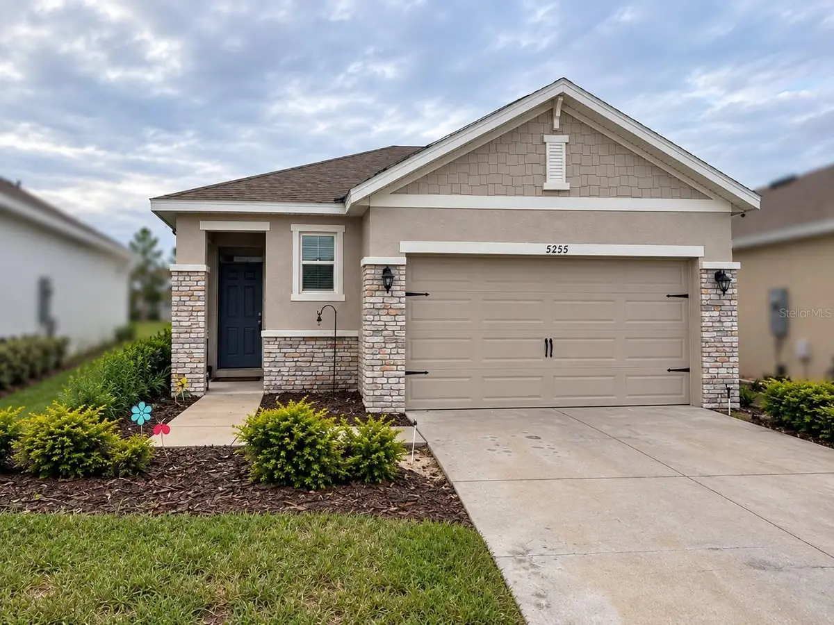 5255 Sunshine Dr, Wildwood, FL 34785 - #1