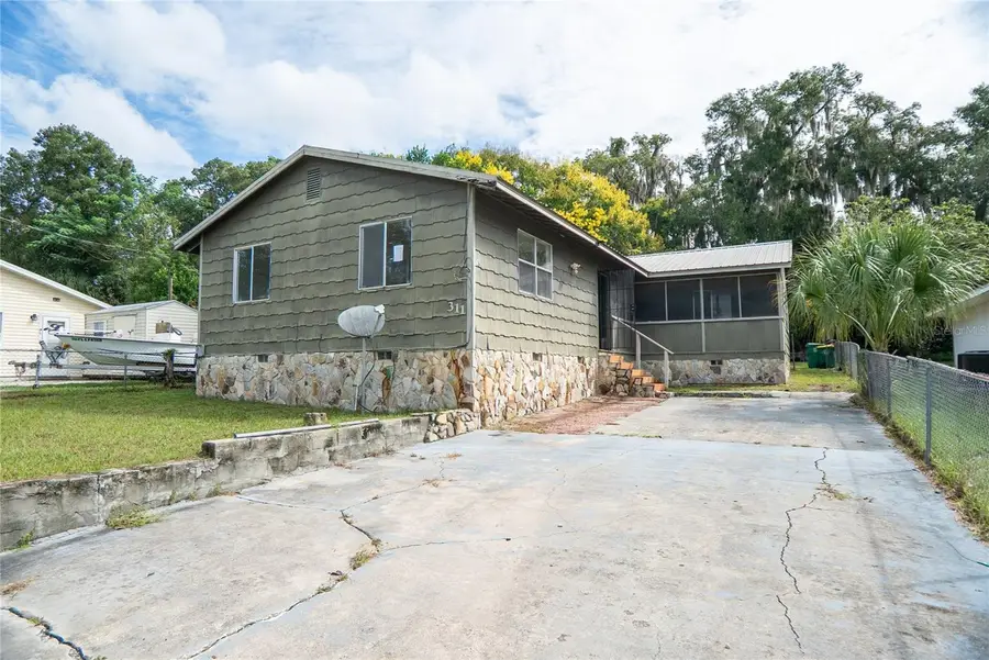 311 S Thompson Avenue, Deland, FL 32720 - #3