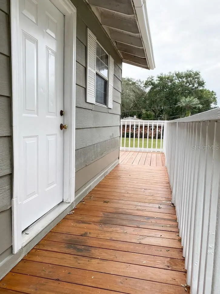 107 W Stevens Avenue, Eustis, FL 32726 - #2