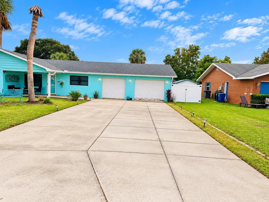 625 E Cummings Street, Lake Alfred, FL 33850 - #2