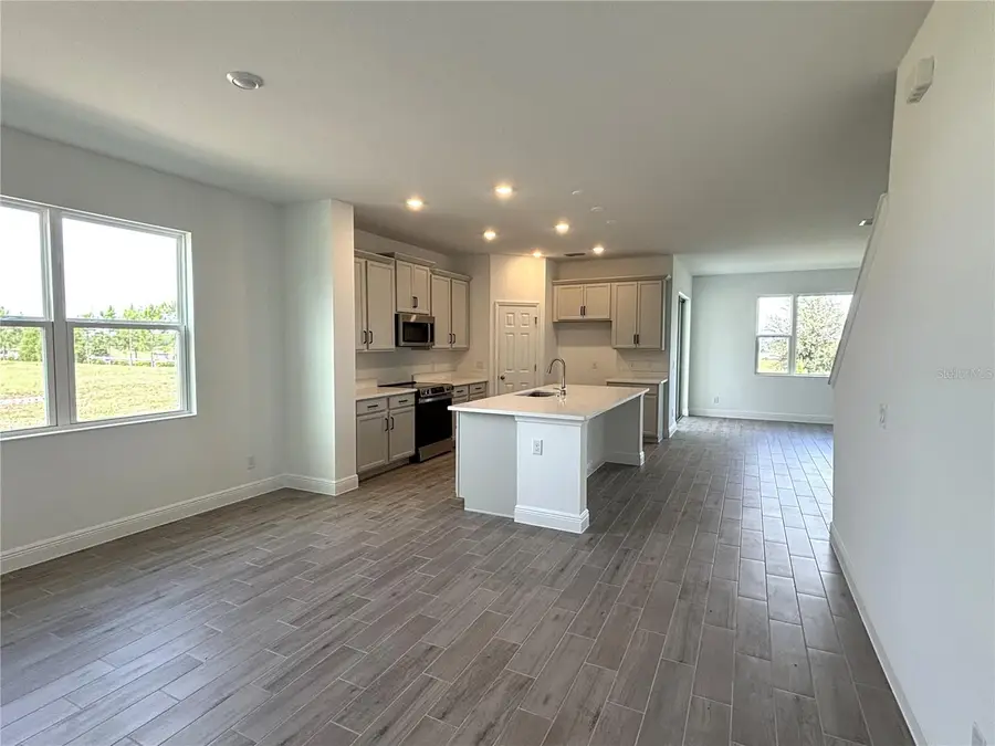 7252 Rolling Leaf Road, Groveland, FL 34736 - #2