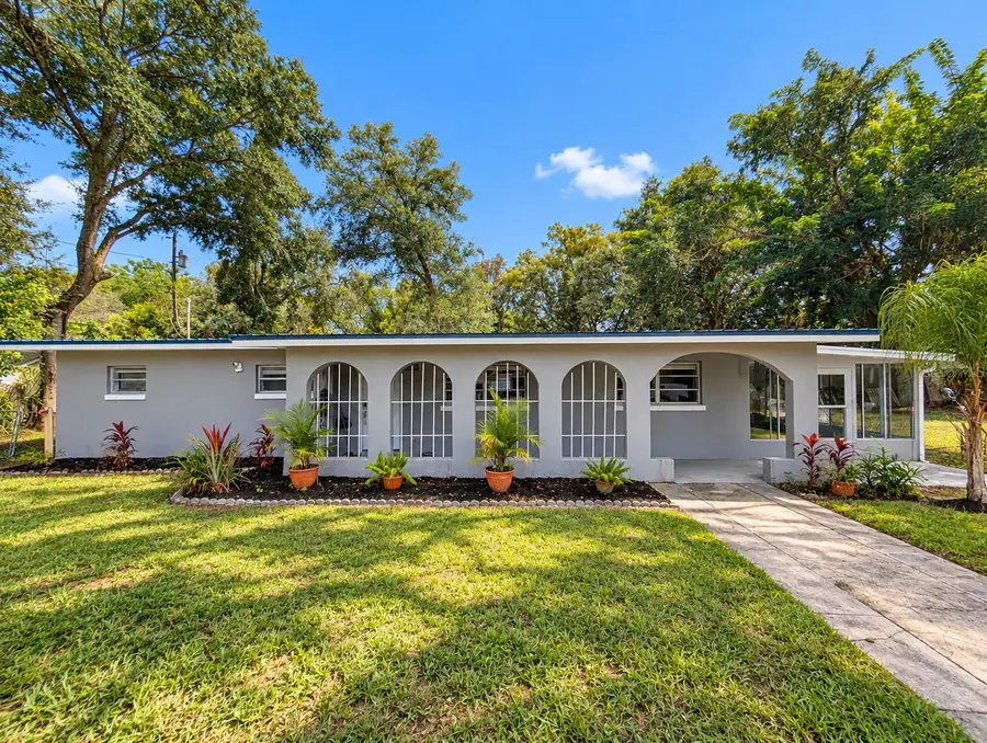 1300 S Dewey Street, Eustis, FL 32726 - #3