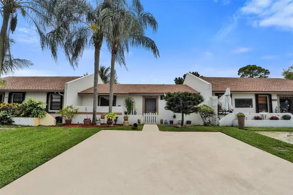 6120 Fairfield Circle, GREENACRES, FL 33463