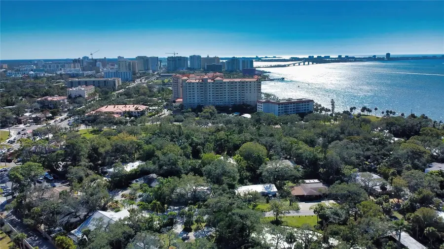 1703 N Tamiami Trail #203, Sarasota, FL 34234 - #2