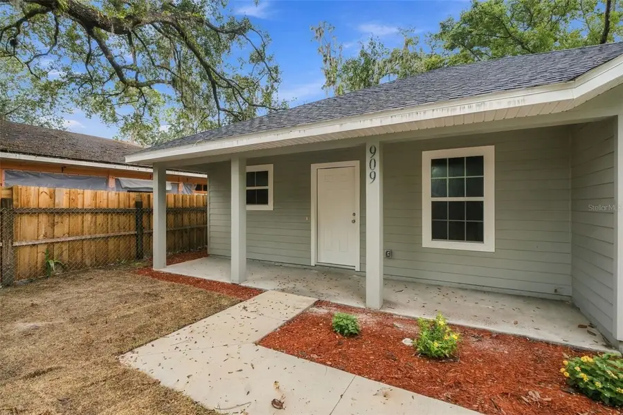909 NE 18th Terrace, Gainesville, FL 32641 - #2
