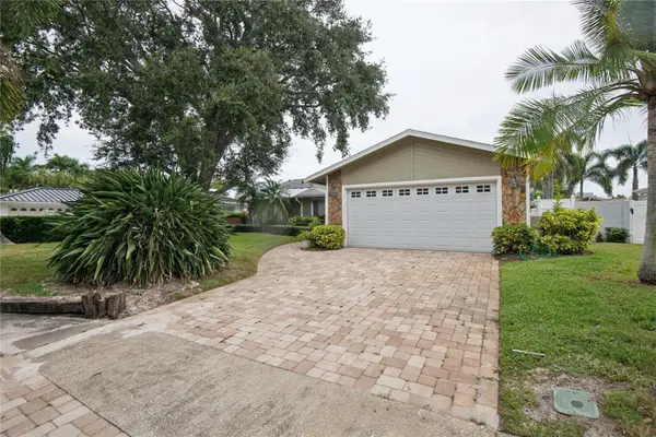 13511 Rustic Pines Boulevard S, SEMINOLE, FL 33776
