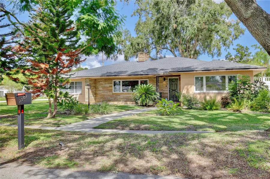 2387 Washington Road, Mount Dora, FL 32757 - #2