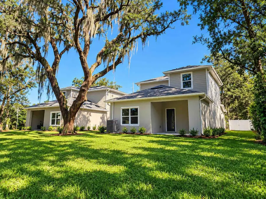 110 E 18th Street, Apopka, FL 32703 - #2