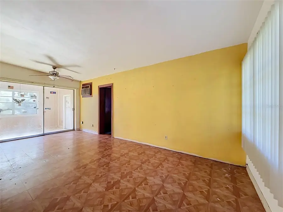 400 E 5th Street, Chuluota, FL 32766 - #3
