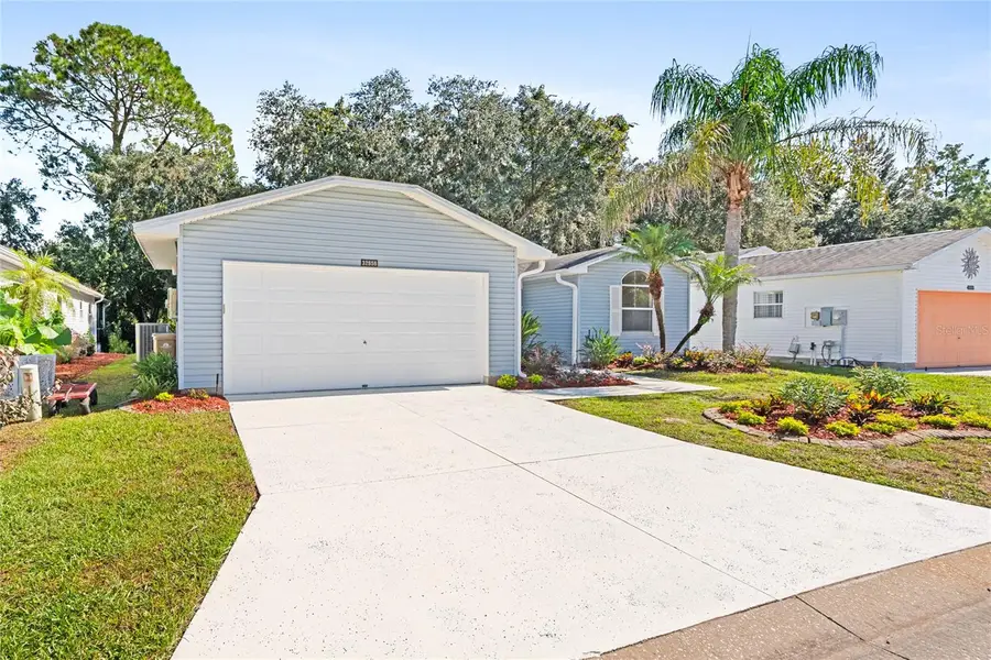 32656 Oak Park Drive, Leesburg, FL 34748 - #2