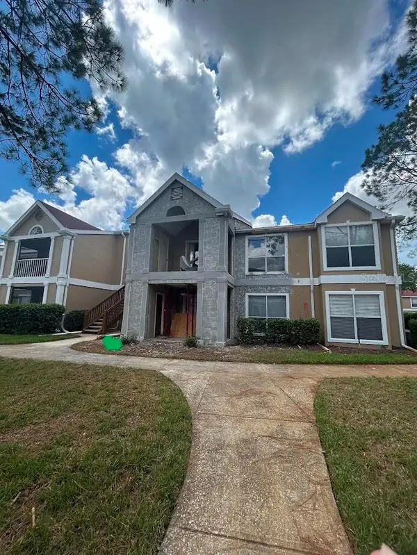 9481 Highland Oak Drive #906, TAMPA, FL 33647