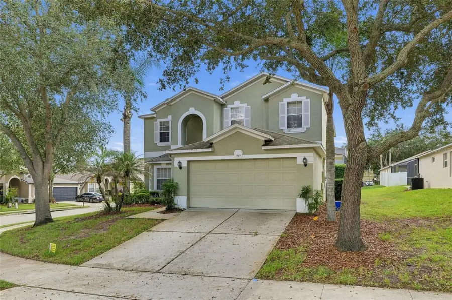 913 Henley Circle, Davenport, FL 33896 - #2