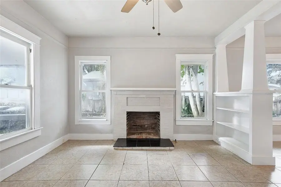 508 E Hugh Street, Tampa, FL 33603 - #3