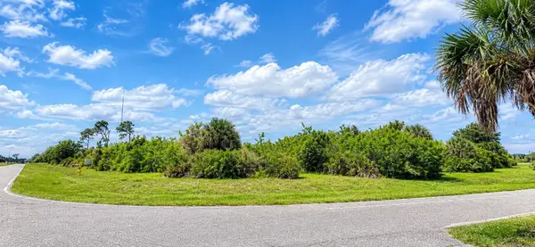 317 Ingram Boulevard, ROTONDA WEST, FL 33947