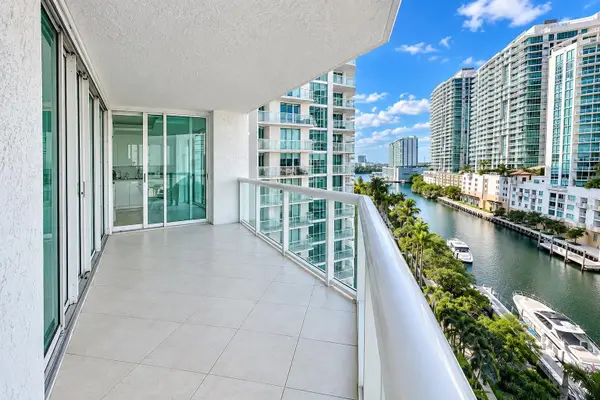 16500 Collins Avenue #956, SUNNY ISLES BEACH, FL 33160