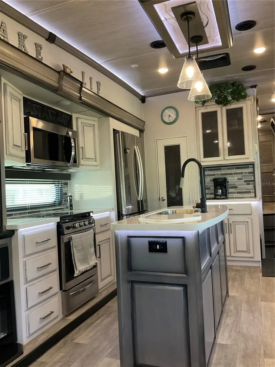 1339 Old Lakeport Road #13B, Moore Haven, FL 33471 - Image #3