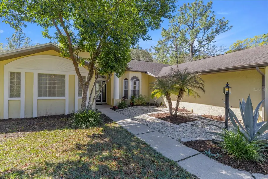 221 N Nashville Avenue, Hernando, FL 34442 - Image #2