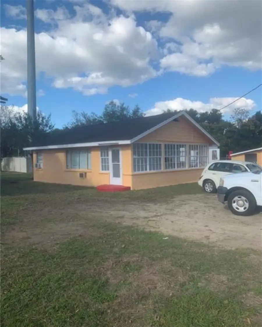 6117 SE Earp Road, Belleview, FL 34420 - Image #2