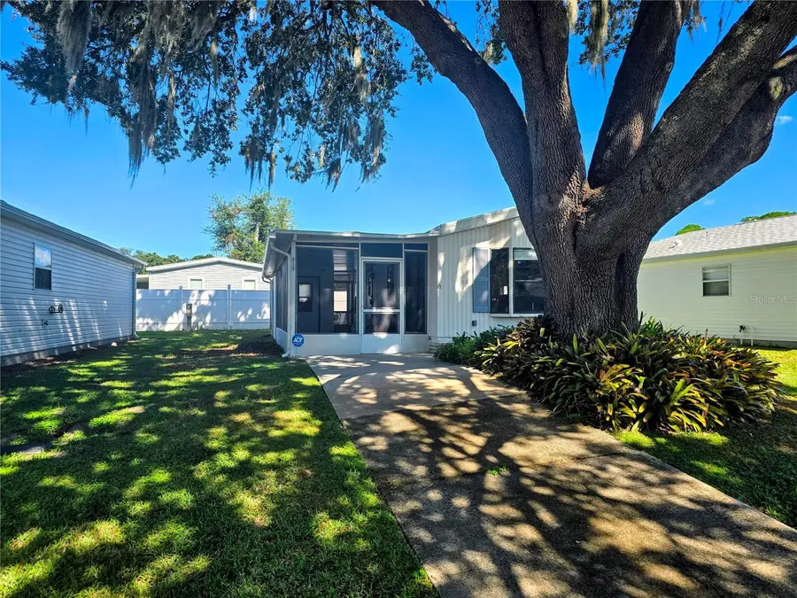 615 NE Cottage Park Lane, Leesburg, FL 34748 - Image #3