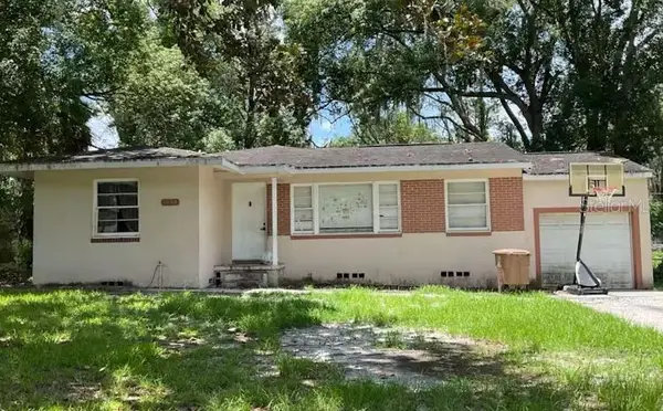 1138 NE 9th Street, OCALA, FL 34470