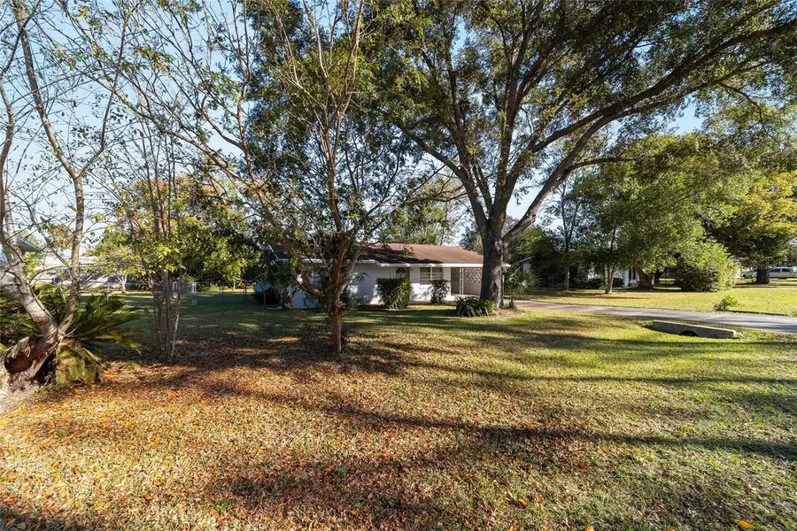 21529 SW Honeysuckle Street, Dunnellon, FL 34431 - Image #3