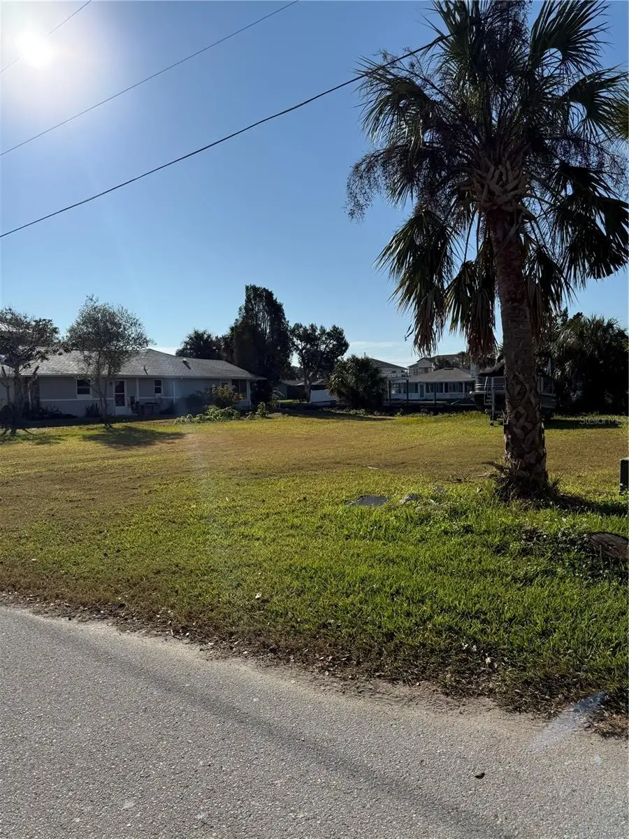 11730 W Coquina Court, Crystal River, FL 34429 - Image #2