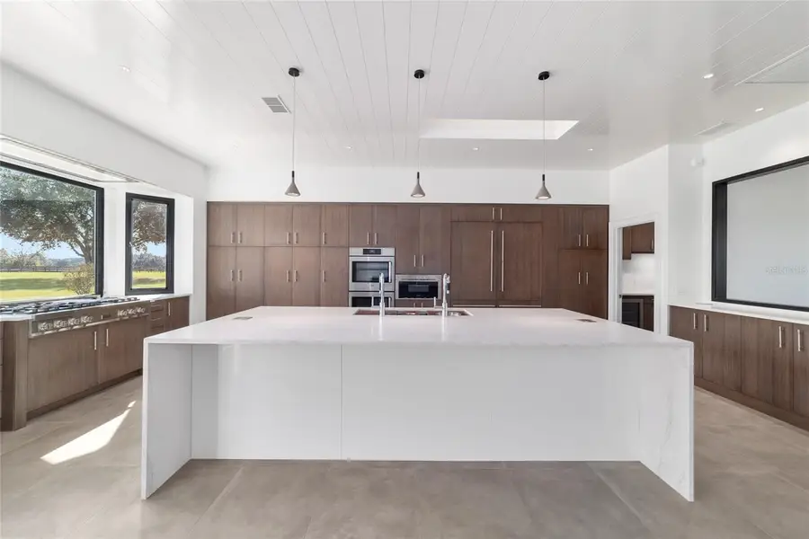 11407 N Magnolia Avenue, Ocala, FL 34475 - Image #3