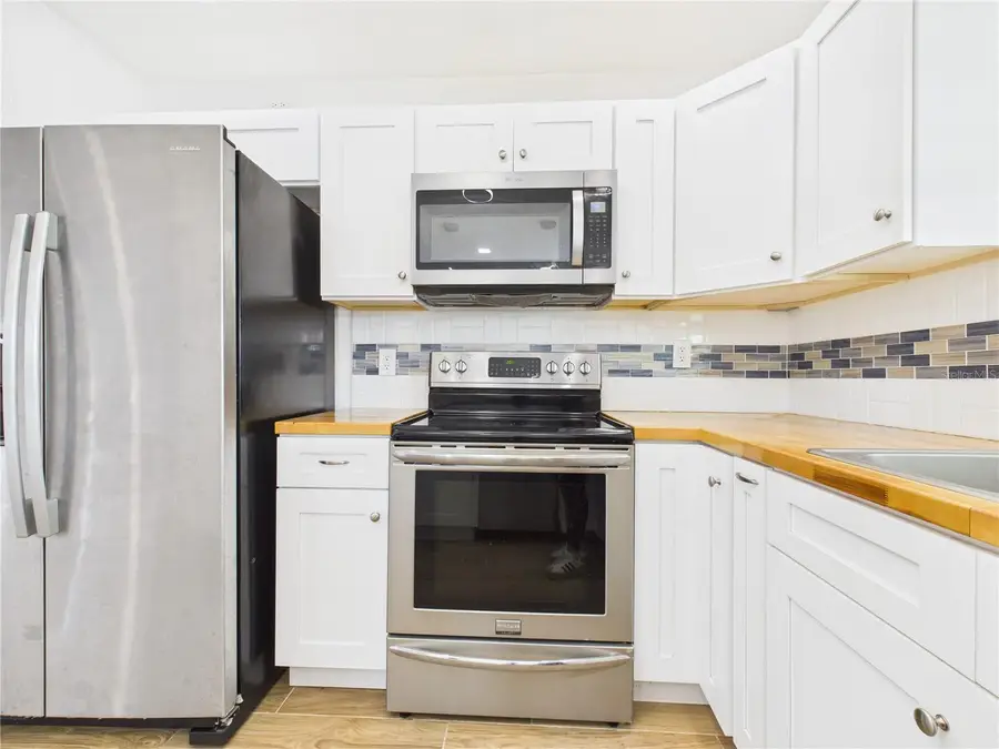 8050 Roxburgh Court, Weeki Wachee, FL 34613 - Image #3