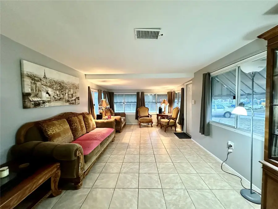 10273 109th Avenue, Largo, FL 33773 - Image #2