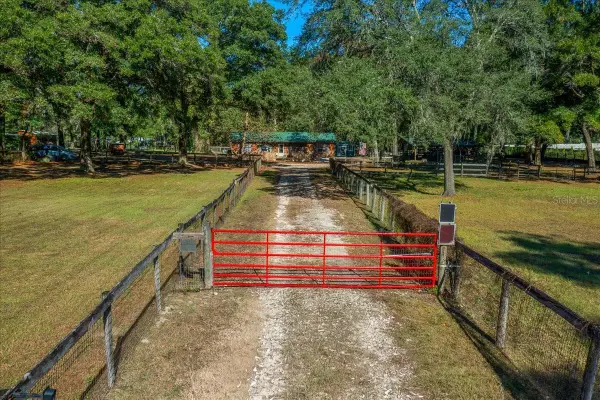 7025 NW 5th Lane, OCALA, FL 34482