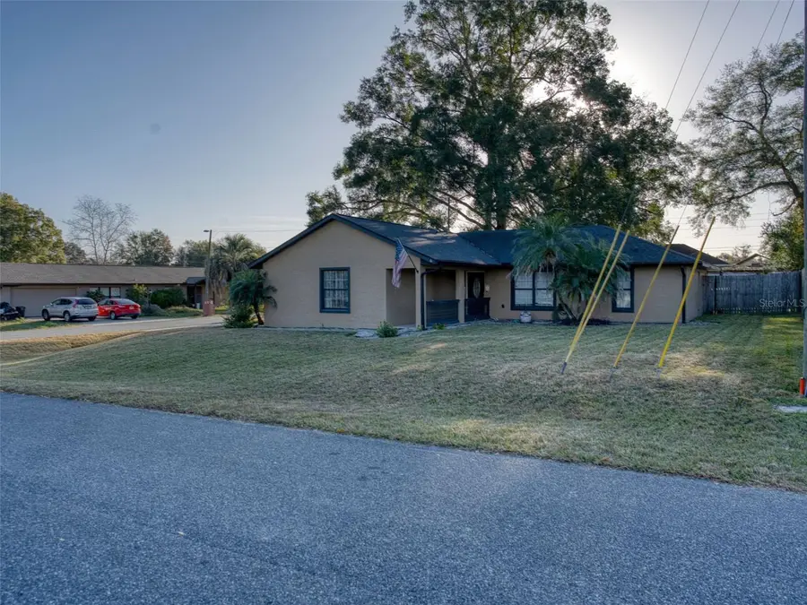 6 Almond Course, Ocala, FL 34472 - Image #2