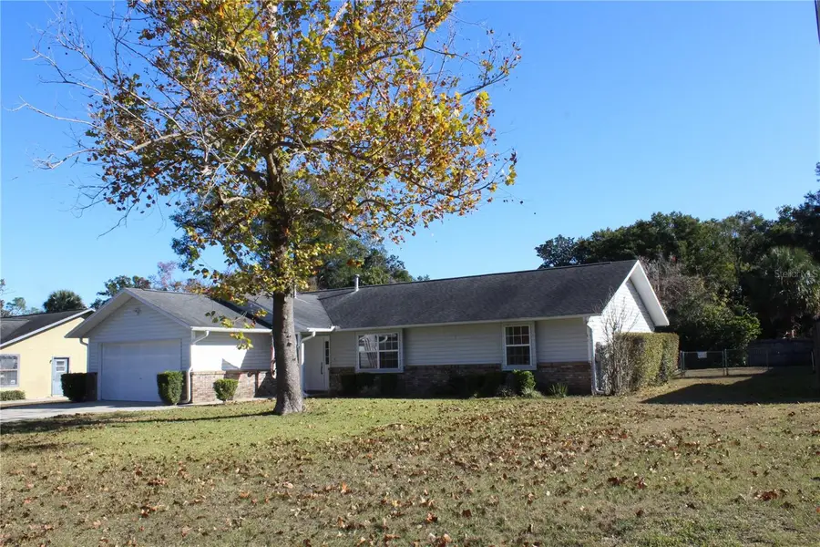 707 NE 46th Court, Ocala, FL 34470 - Image #2