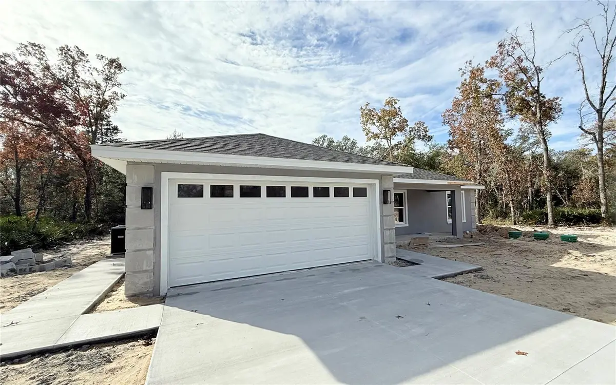 120 Guava Pass, Ocklawaha, FL 32179 - Image #1