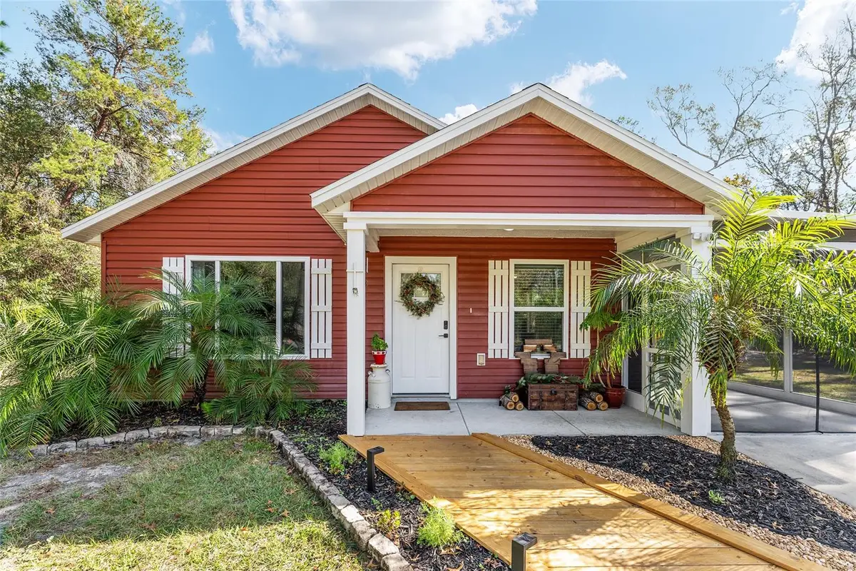 7 Bay Court Pass, Ocklawaha, FL 32179 - Image #1