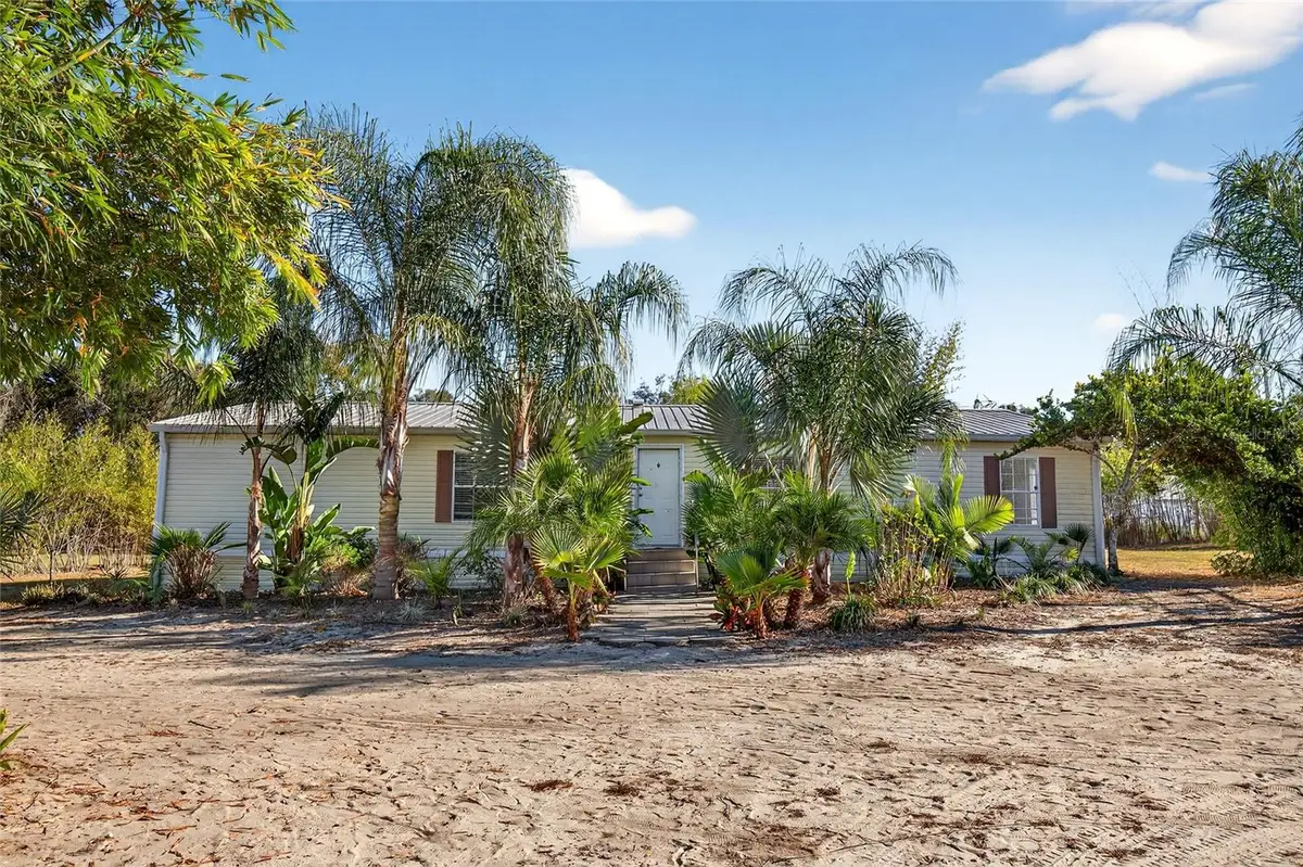 14831 SE 135th Street, Eastlake Weir, FL 32133 - Image #1