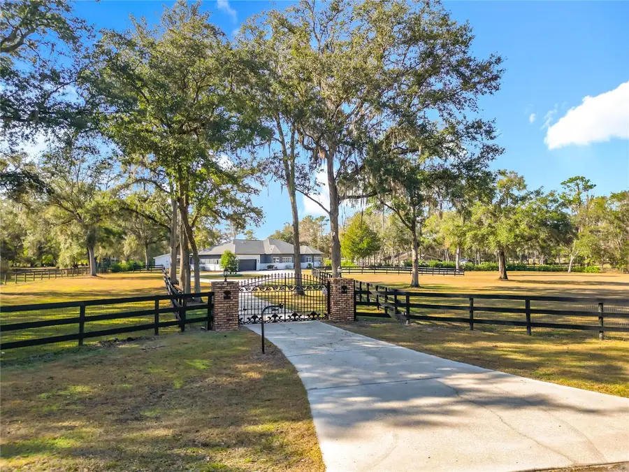 8490 NW 118th Terrace, Ocala, FL 34482 - Image #2