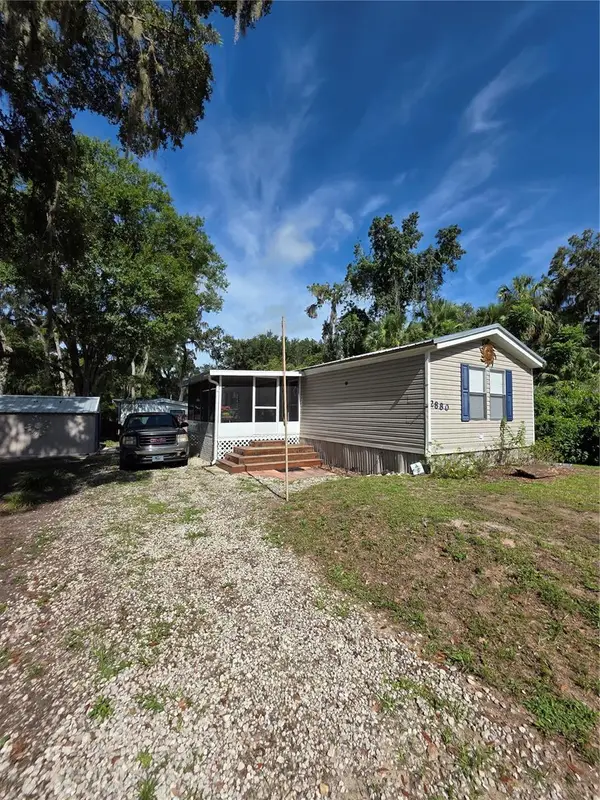 2880 Cr 426a, LAKE PANASOFFKEE, FL 33538