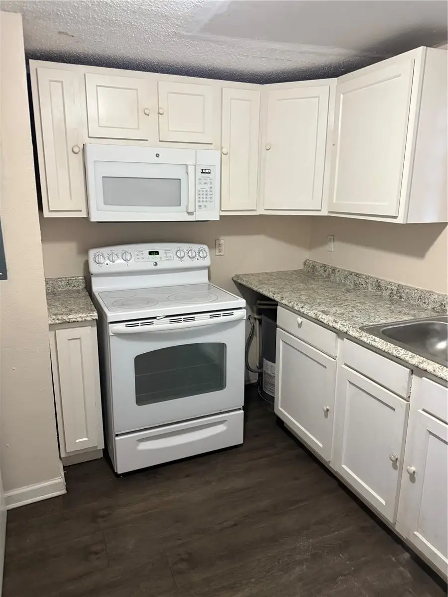 1325 W 25th Street, Jacksonville, FL 32209 - Image #2