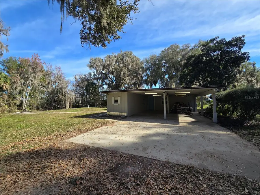 2346 Cr 401, Lake Panasoffkee, FL 33538 - Image #2