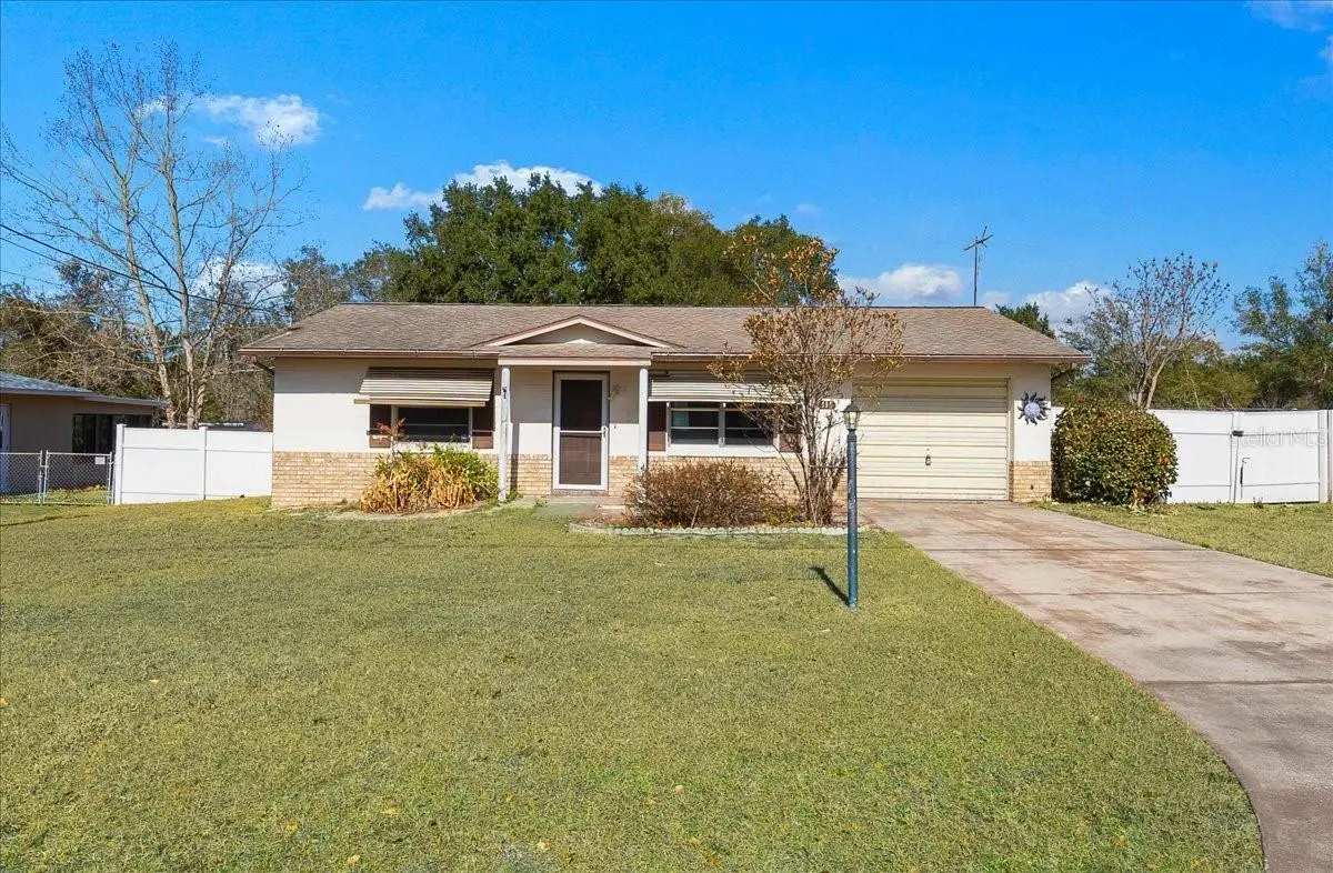 415 First Drive, Lady Lake, FL 32159 - #1