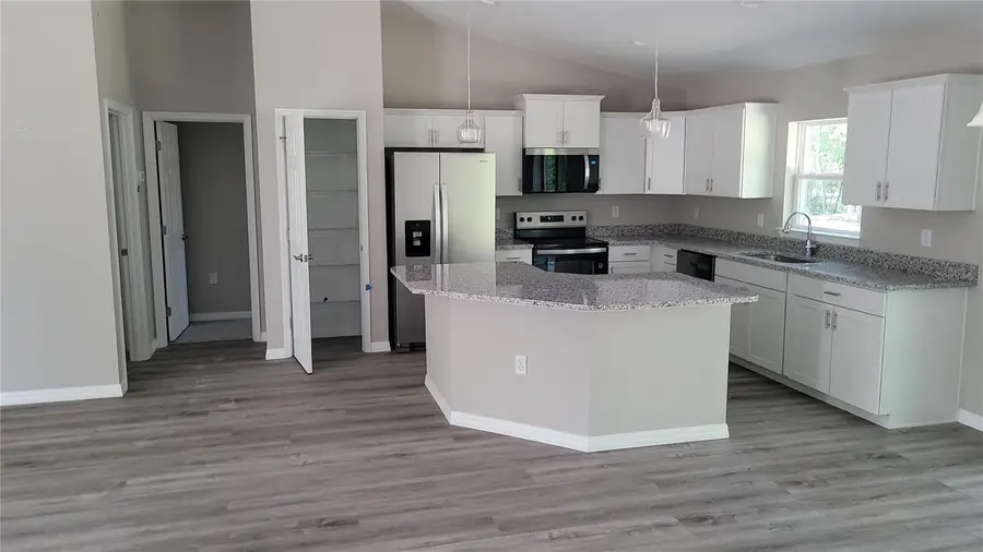 19231 SW 97th Street, Dunnellon, FL 34432 - Image #2